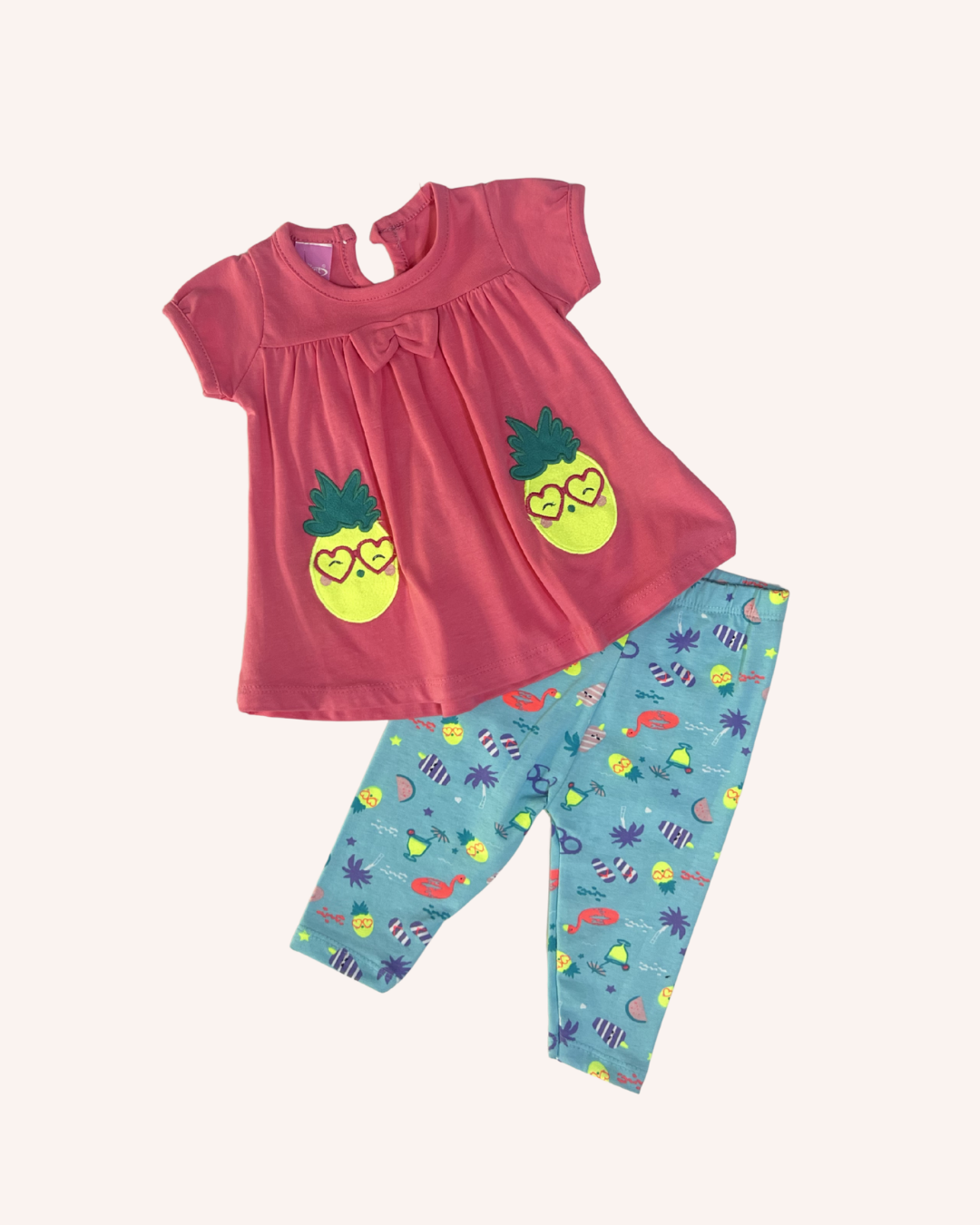 Pineapples Set