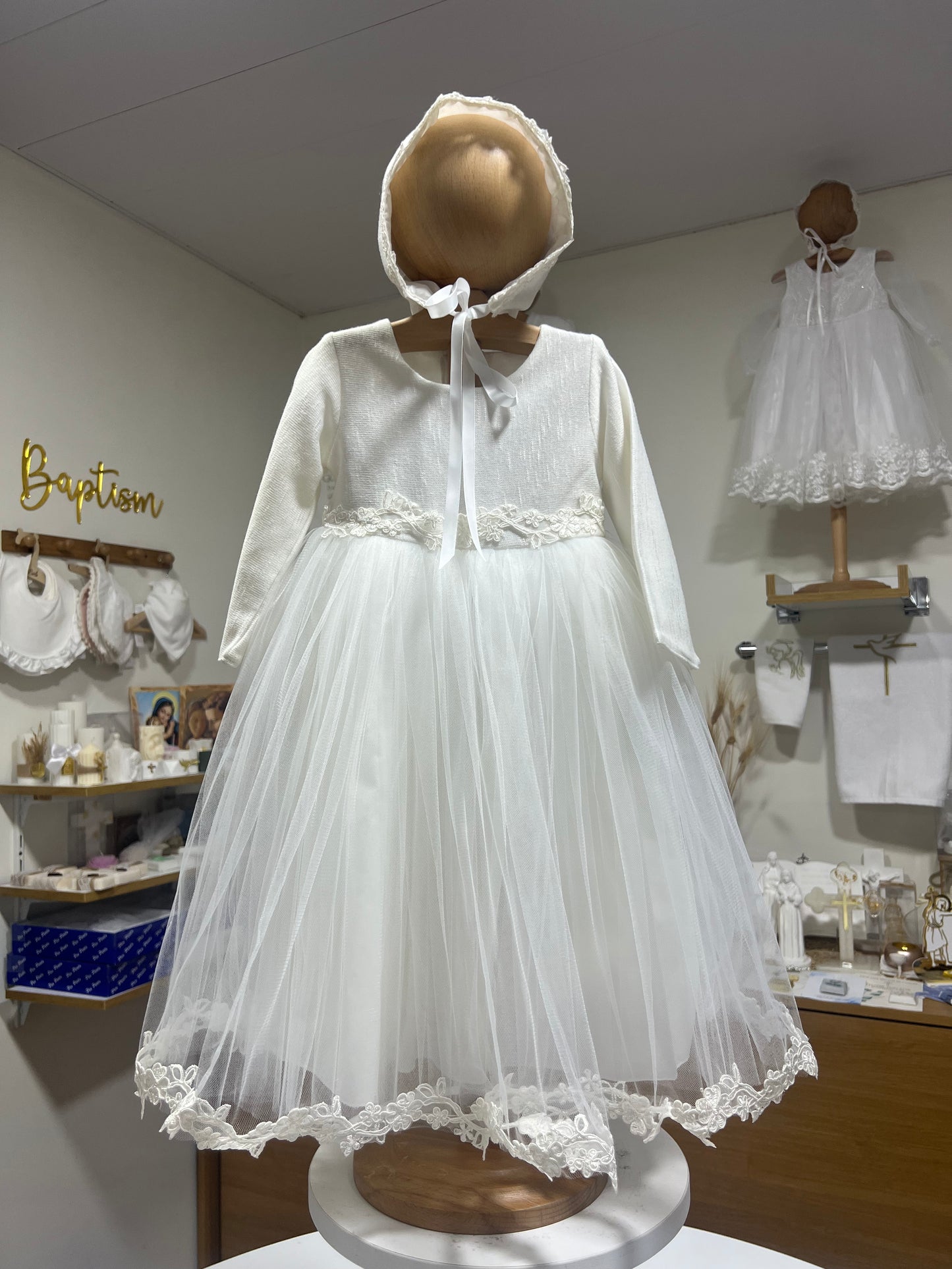 WIN Gown