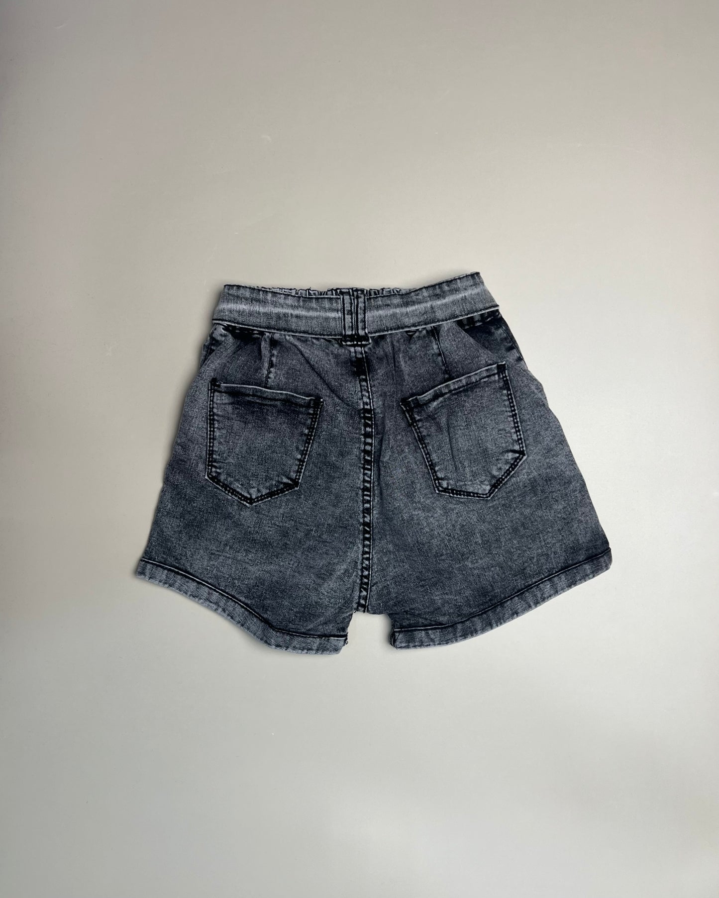 Mom-Fit Shorts